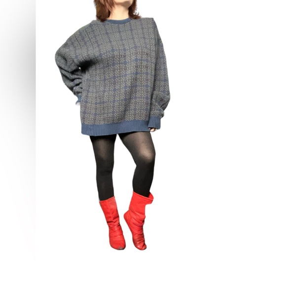 Trader Bay Vintage Sweater - Picture 5 of 5